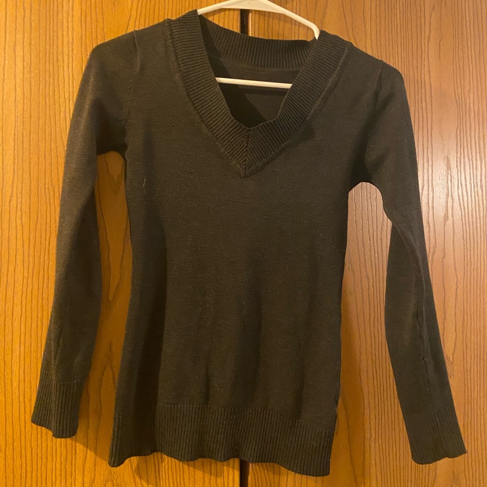 V neck long sleeve